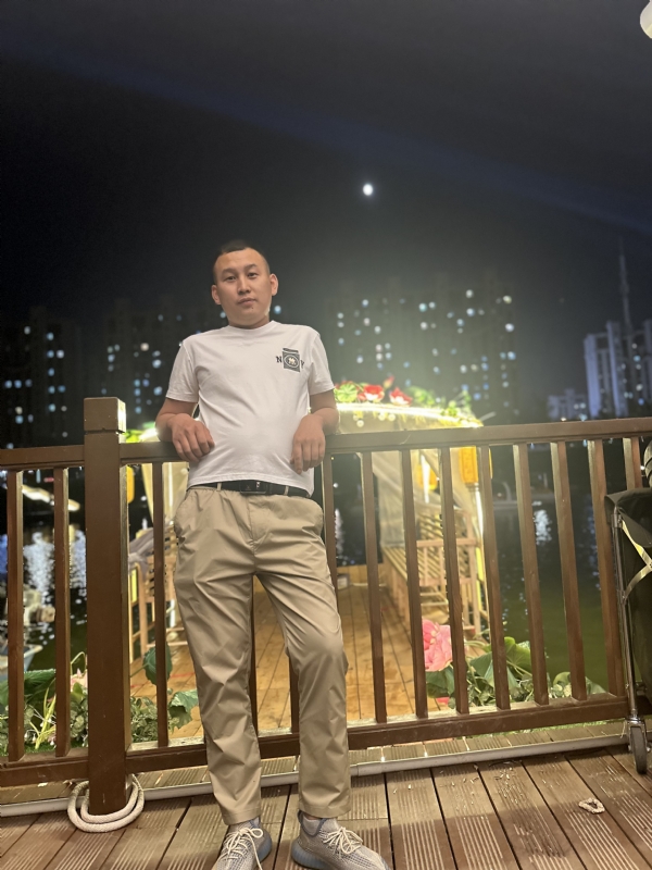 大超的第一张照片--遵义相亲服务中心
