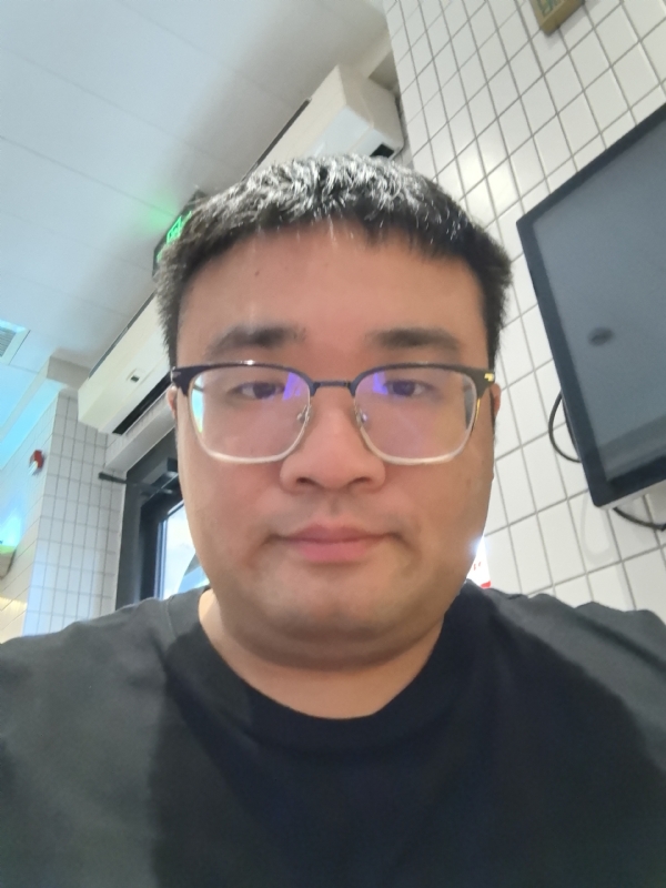 君临天下的第三张照片--遵义相亲服务中心