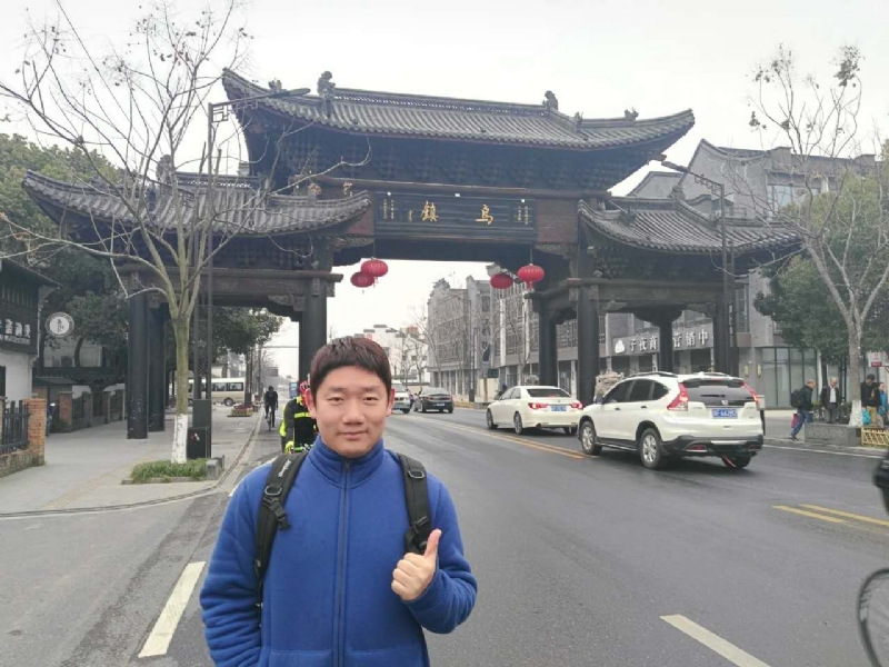 秋风秋雨的第一张照片--遵义相亲服务中心