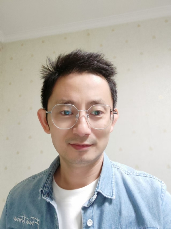飘逸的第二张照片--遵义相亲服务中心