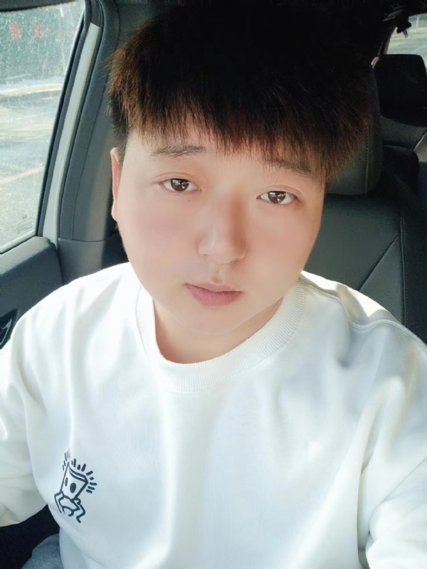 可乐加冰的第一张照片--遵义相亲服务中心