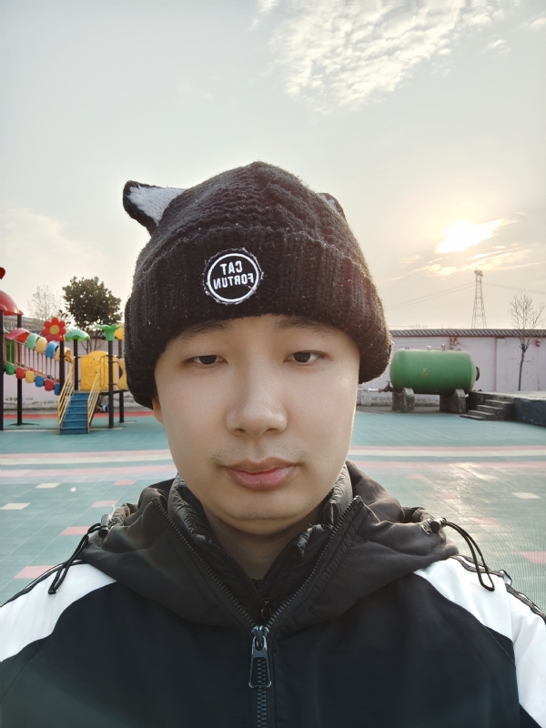 王连杰的第一张照片--遵义相亲服务中心