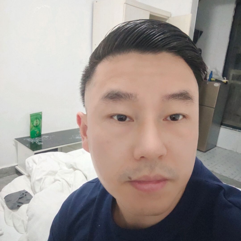 Poluk秦的第一张照片--遵义相亲服务中心