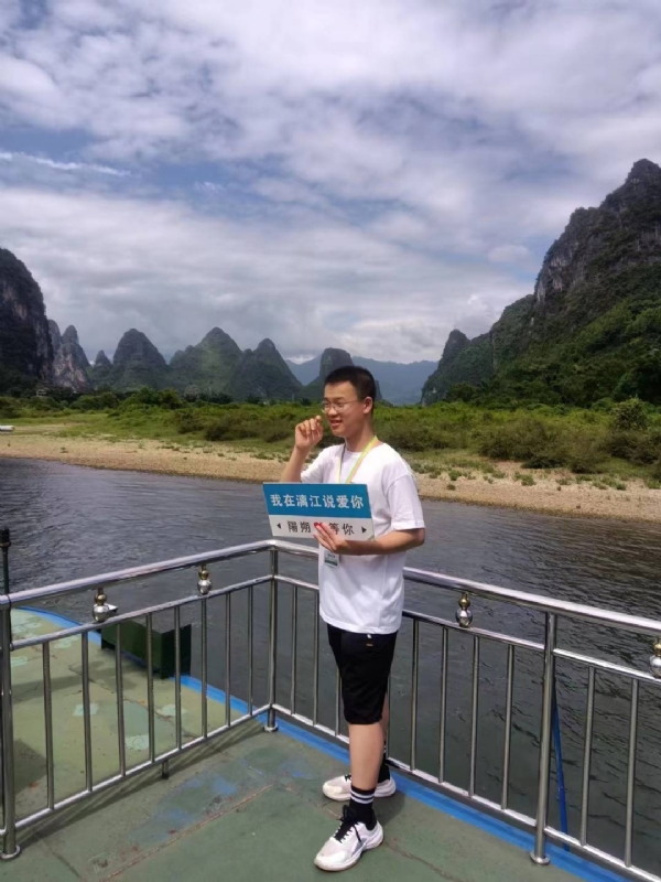 决胜时刻的第三张照片--遵义相亲服务中心