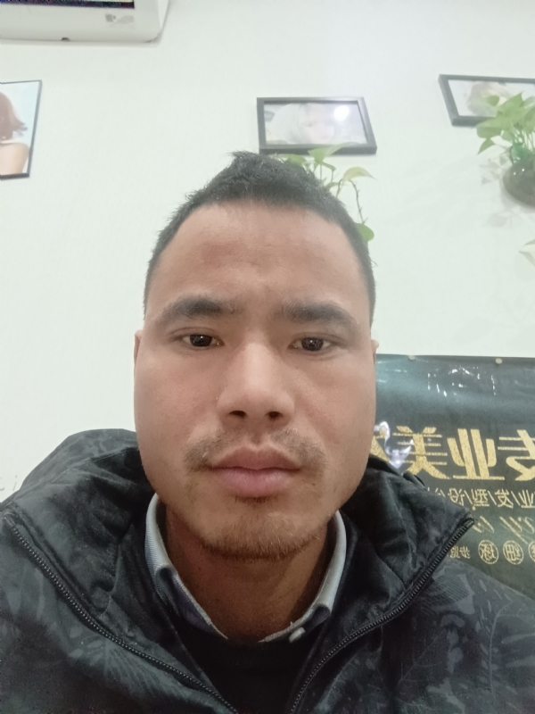 liuliyong的第一张照片--遵义相亲服务中心