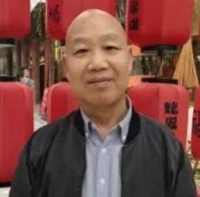 教师作家诗人的第一张照片--遵义相亲服务中心