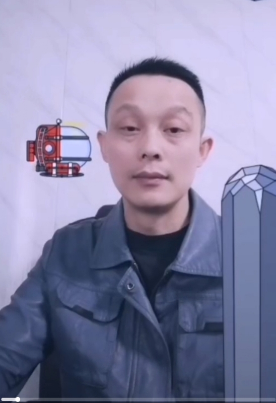 易进的第三张照片--遵义相亲服务中心