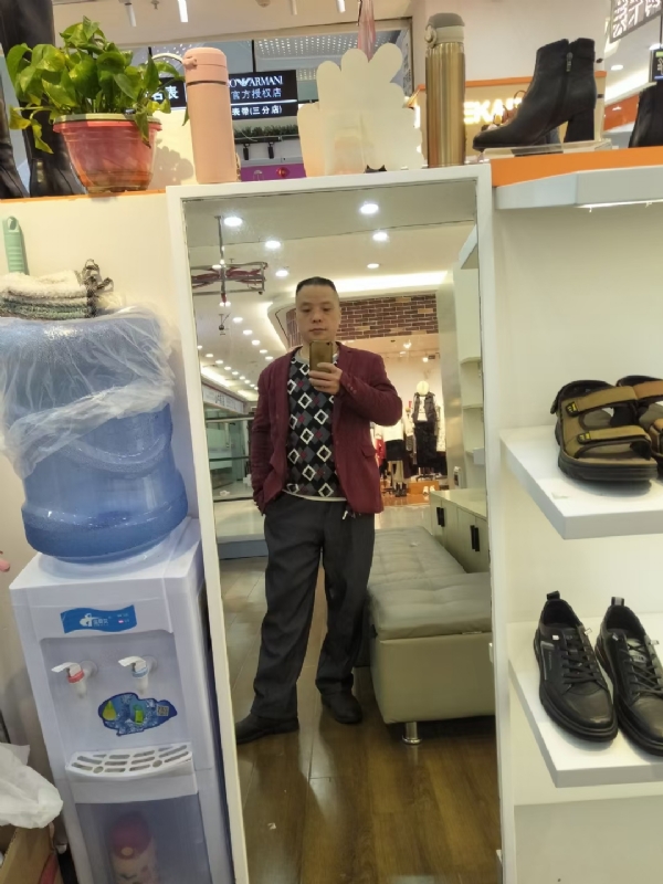 真诚征婚的第四张照片--遵义相亲服务中心