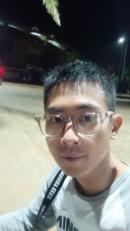 龙龙的第一张照片--遵义相亲服务中心