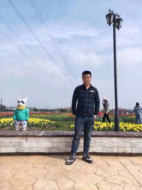海阔天空的第一张照片--遵义相亲服务中心