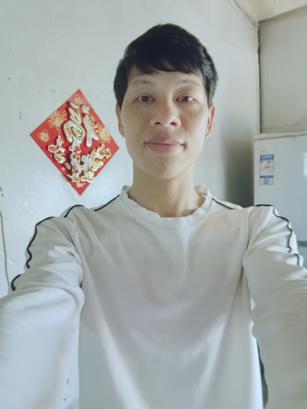 夏风微凉的第一张照片--遵义相亲服务中心