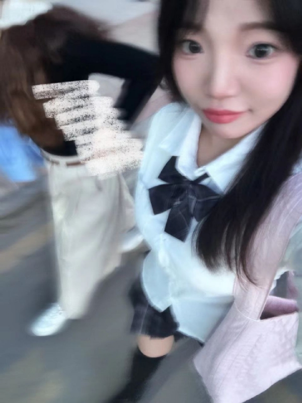 台灣小姐伊洛的第一张照片--遵义相亲服务中心