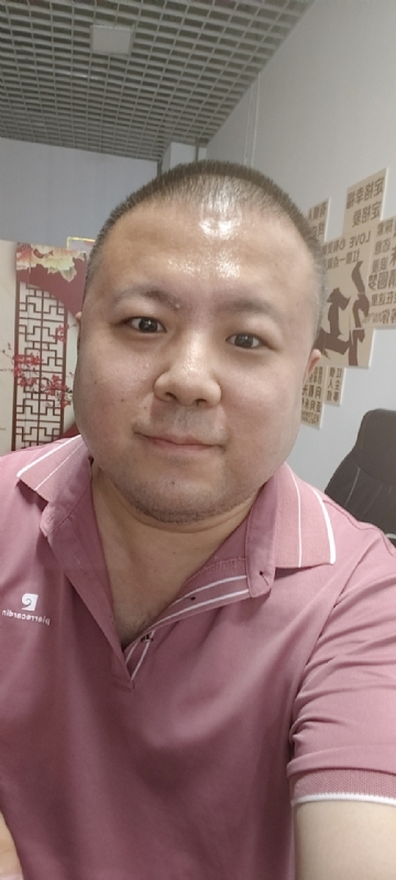 漫步星辰的第一张照片--遵义相亲服务中心