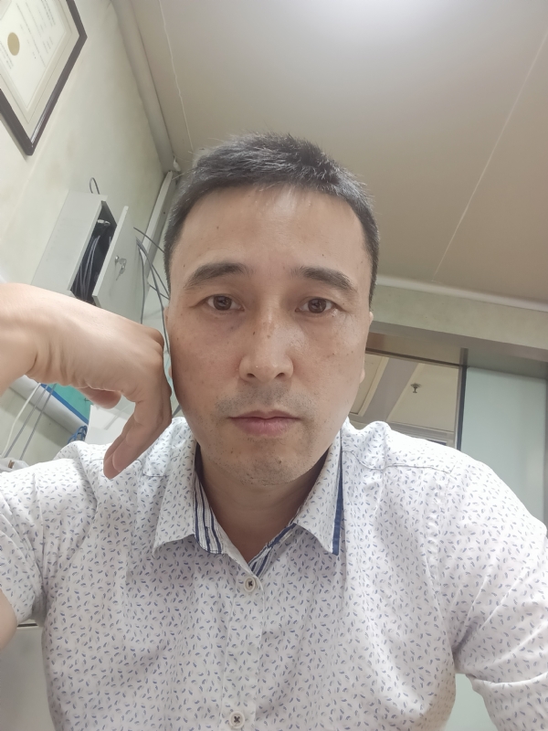 笑看一切的第三张照片--遵义相亲服务中心